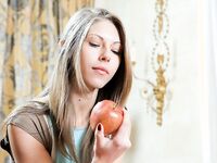 Krystal Boyd Skips An Apple For A Cock!