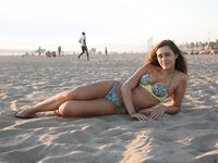 Anastasia Black String Bikini Shows Off Her Curves!