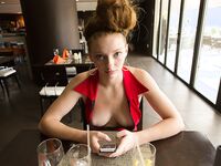 Wendy Patton Heads To Palm Springs To Show Off!