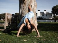 Bell Richardson Out At The Pier Flashing Us Her Boobs And More!