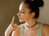 Paula Swenson Shows Off Her Long Legs In A Tight Dress!