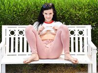 Bella Fucking Her Pussy With a Life Like Dildo!