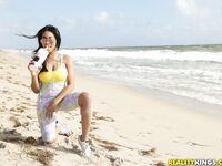 Jenna Foxx Workout At The Beach Ends Up As Sex At The Hotel!