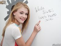 Hannah Hays Sucking And Fucking At A Glory Hole!