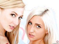 Alexa Grace Gets It On With Another Blonde!