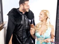 Kylie Page Cosplay Sex Pictures!