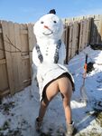 Val Dodds Posing Nude With A Snowman!