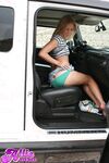 Allison Pierce Shows Us Her Body While In The Front Seat Of An SUV!