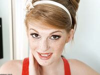 Faye Reagan Is A Kinky Pin Up Babe!