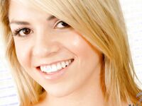 Marlie Moore Tugs On Those Perfect Pussy Lips!