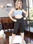 Sarah Vandella Presenting A Hot Workout Session!