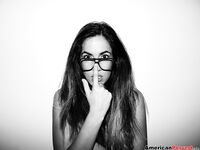 Isis Taylor And Marie McCray In A Threesome For American Pervert!