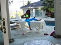 Amea Moretti Has Sexy With A Hung Massues!