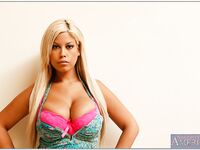 Bridgette B Leaves On Her Pink Bra and Heels For Sex!