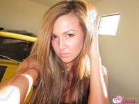 Craving Carmen In A Muscle Car Flashing Us!