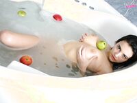 Felicity Fey Get All Wet And Soaped Up!