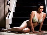 Sara Stone Gives A Peek At Her Mouth Watering Ass!