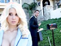 Jazy Berlin Delivers Herself For Some Sexy Time!