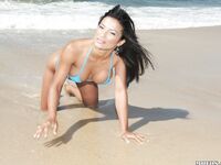 Claudia Bella Goes To The Beach, Then Has Anal Sex!