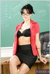 Zoey Holloway Is Sexy MILF Teacher Who Gives Up The Pussy!