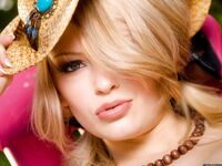 Bree Daniels Rocking Her Cowgirl Look!