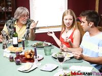 Avril Hall Moms Bang Teens Sex Pictures!