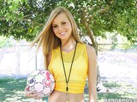 Jessie Rogers Gets All Oiled Up For Sex!