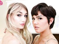 Luna Love Is Fucking The Sexy Daisy Taylor!