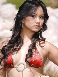 Daisey Lee Has Sex Outdoors On A Chase Lounge!