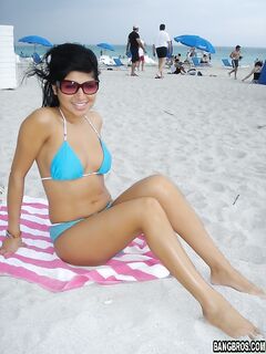 Sativa Rose Goes From The Beach To The Hotel For A Fucking!