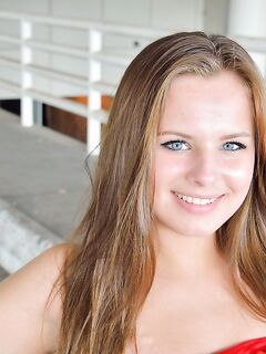 Jillian Janson Fucking Her Own Pussy For FTV!