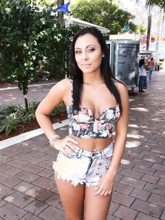 Gianna Nicole In Miami To Suck And Fuck!