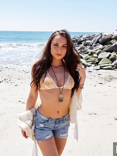 Aidra Fox Flower Power Sex Pictures!