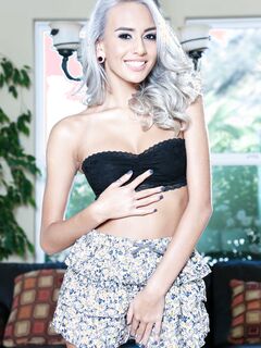 Janice Griffith Gets A Taste Of A Cock And A MILF'S Asshole!