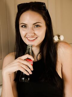 Paula Swenson Shows Off Her Long Legs In A Tight Dress!