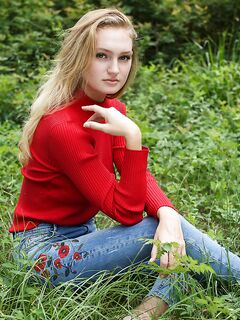 Ellen Kennedy Flashing Out At The Lake!