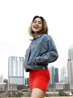 Mia Valentine Likes To Flash Her Panties!