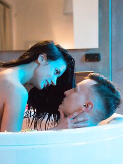 X-Art Nicole Having a Romantic Fuck in the Bed & Bath!