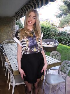 Lolly Gartner Sexy Shaved Pussy Gets Fucked By A Big Cock!