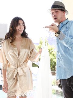 Melissa Moore Fucks First Thing in The Morning!