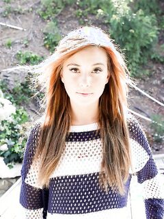 Kaylee Haze Has Sex Out On The Deck!