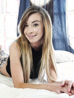 Kaylee Haze Yoga Pants Are Ripped Open For A Fucking!