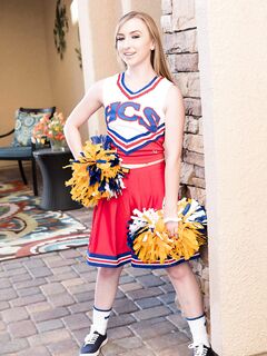 Gracie Green Cheerleader Sex Pictures!