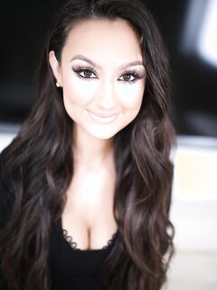 Eliza Ibarra Amateur Allure Up Close Sex Pictures!