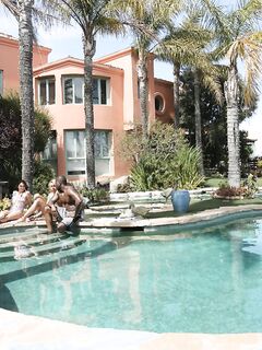 Zoe Clark Tries Out A Big Black Cock!