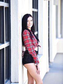 Marley Brinx Exposes Her Boobs, Ass And Pussy Outside!