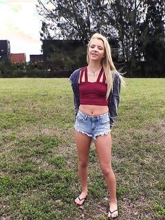 Come Watch Riley Star Sucking And Fucking On The Bang Bus!