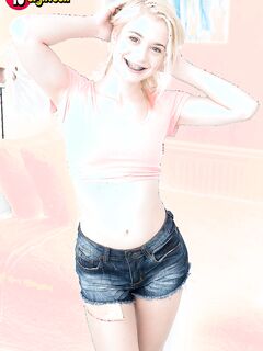 Anastasia Knight Showing Off Her Tight Bra And Panties!