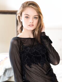 Lexie Fox Black Lace Bra And Panties Hugs Her Body!