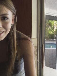 Alex Blake Hot Crazy Mess Screen Caps!